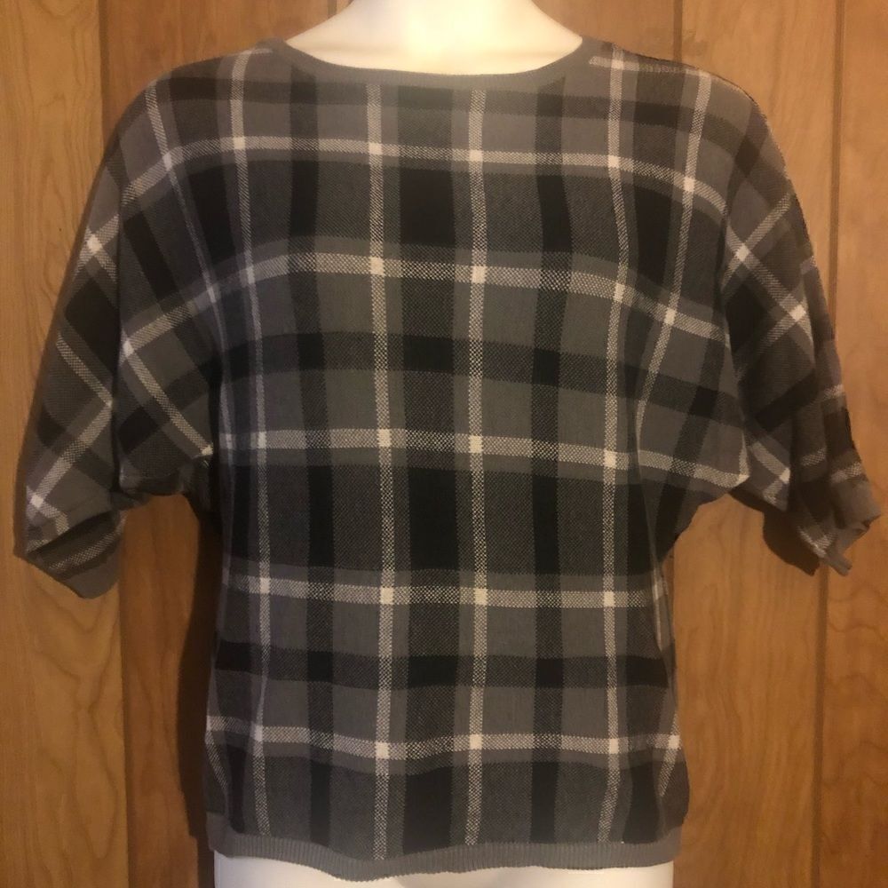Soho Jeans sweater  for New York and Company. Gray, black and white plaid.